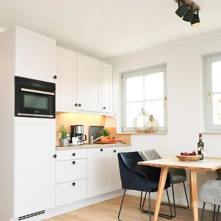 Oewern Diek App 12 *