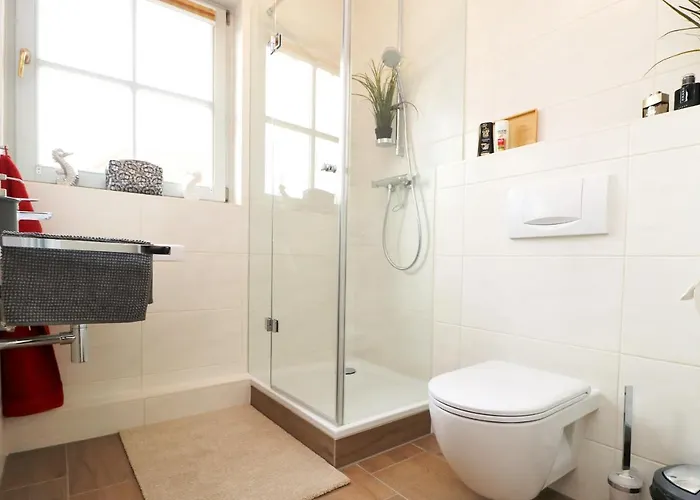 Oewern Diek App 12 Wustrow (Fischland)